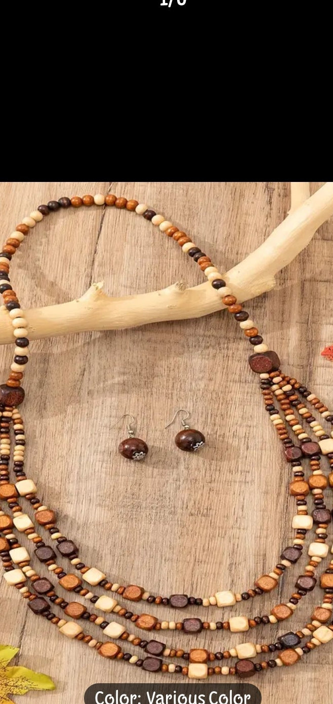 Bohemian wood layered short necklace