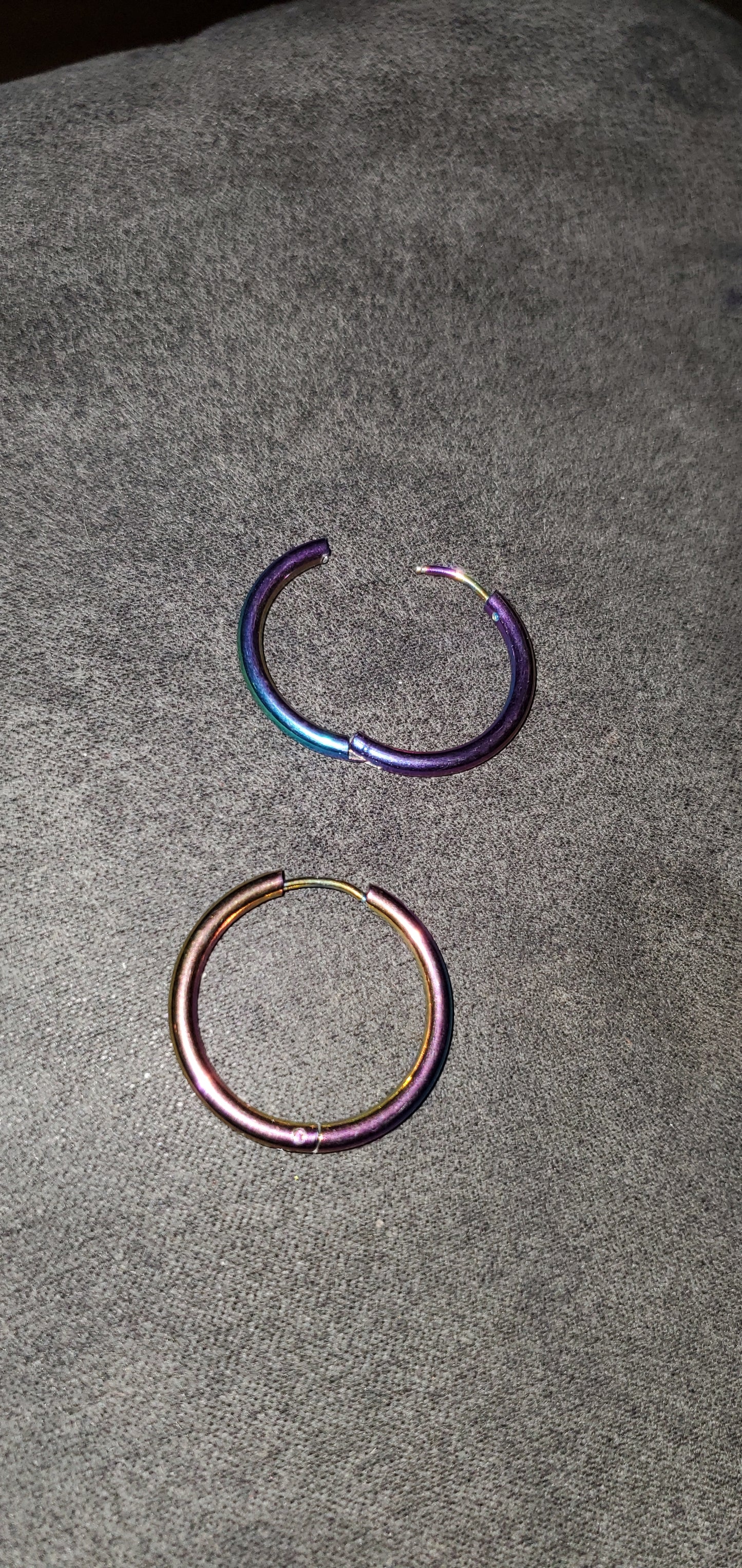 Oil latch hoops 7661