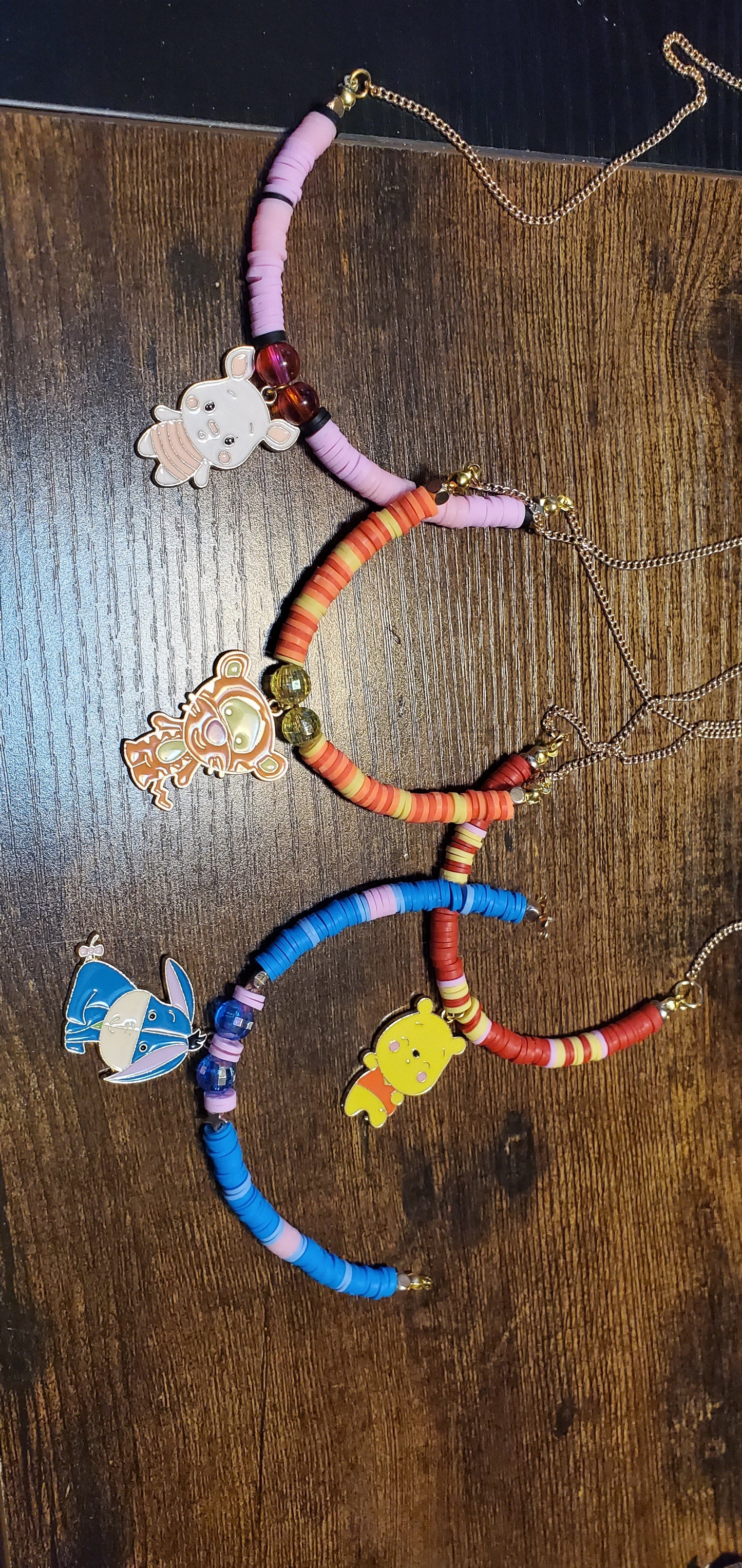 poo short animal necklace