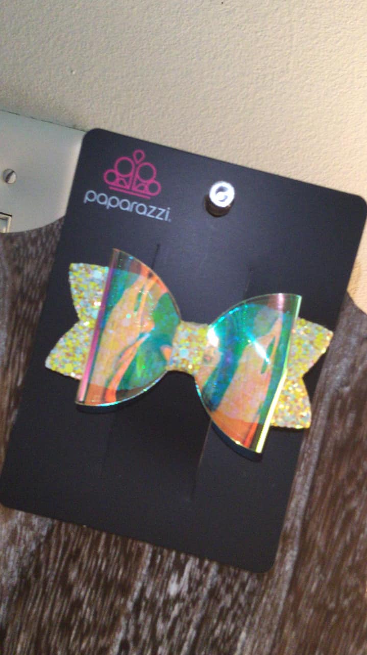 futuristic favorite yellow clip