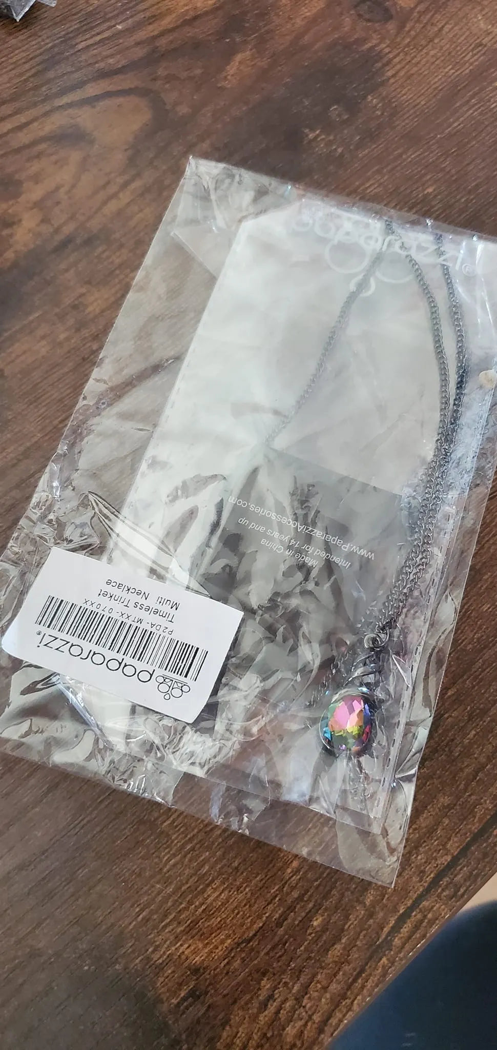 Timeless Trinket oil short Necklace.