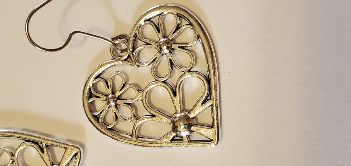 the love of flowers silver short necklace