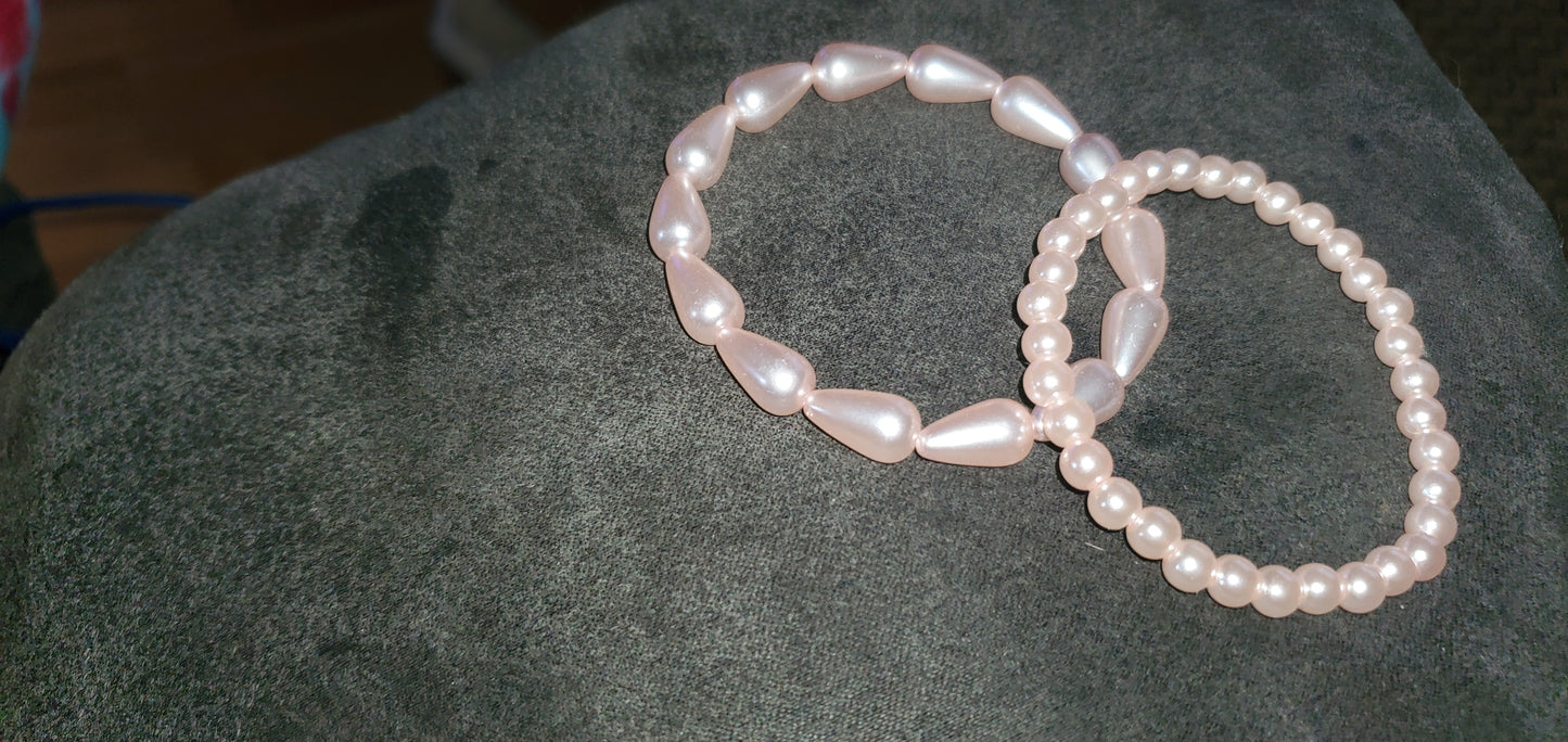 gossip pearl pink bracelet