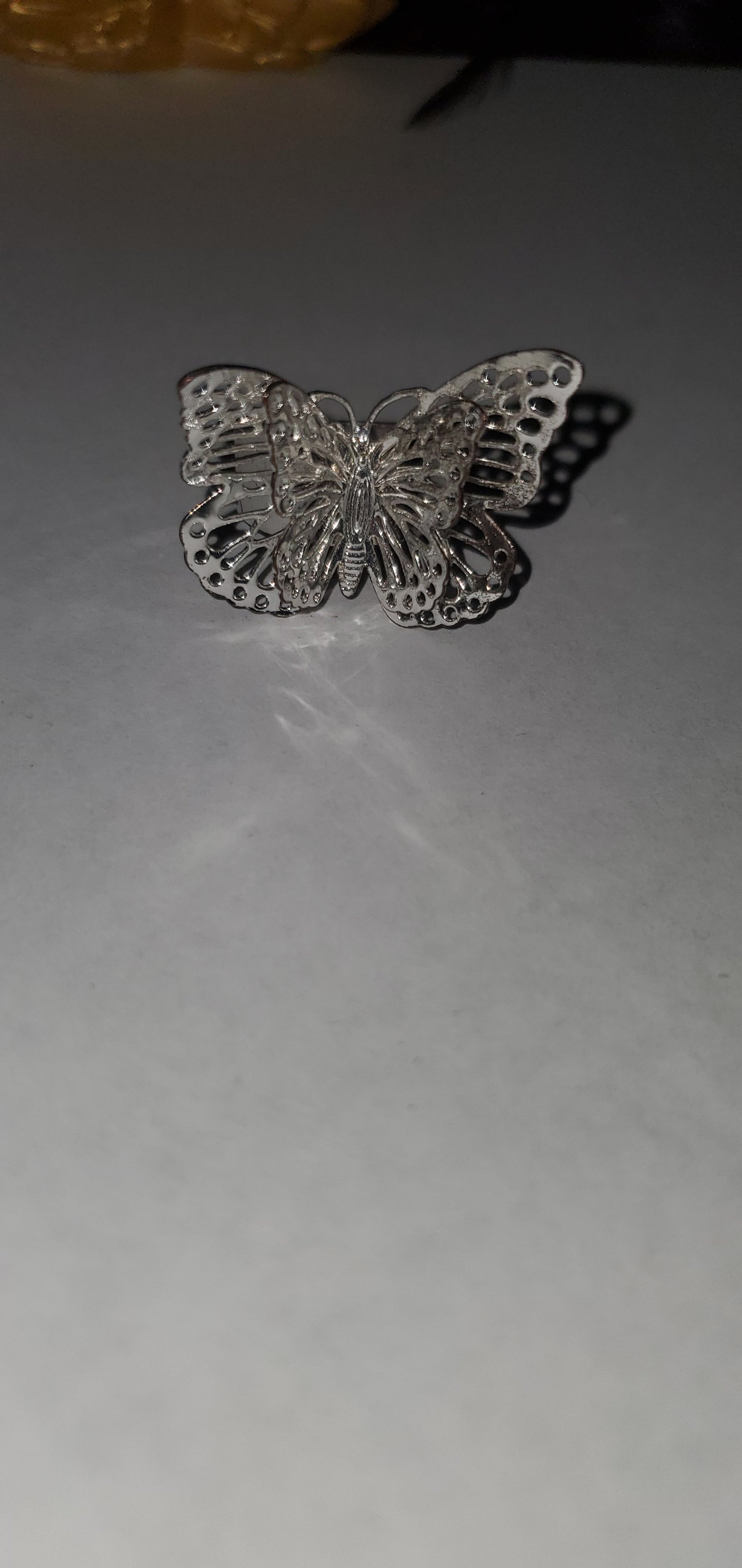 Butterfly away sz 8 silver ring