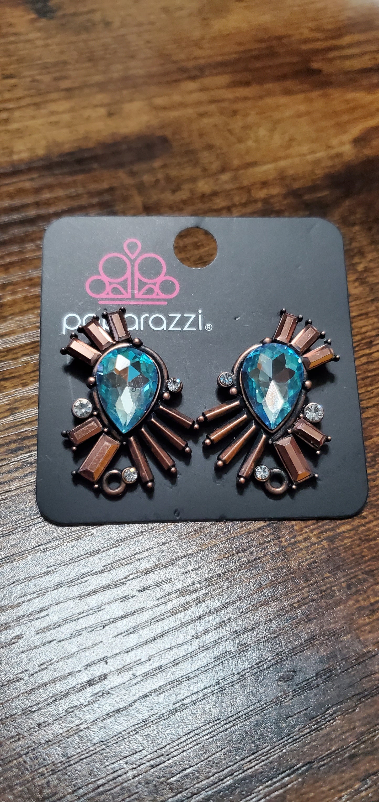 Ultra Universal copper earrings post stud