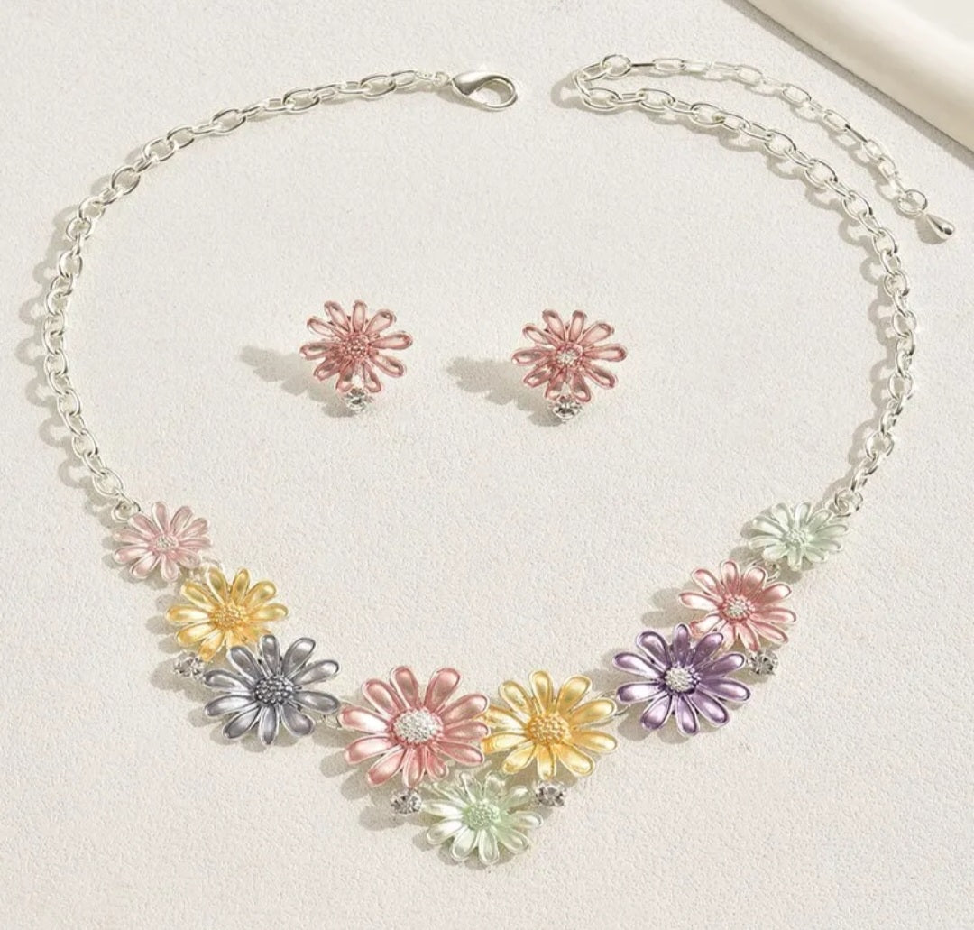 Floral gardens multi short necklace 6287