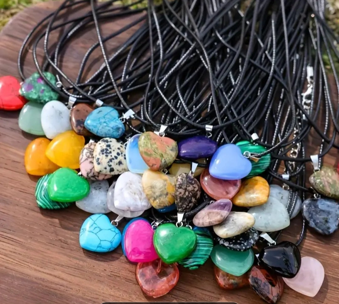 Hearts of many short cord necklace