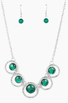 elliptical enchantment green short necklace 272xx