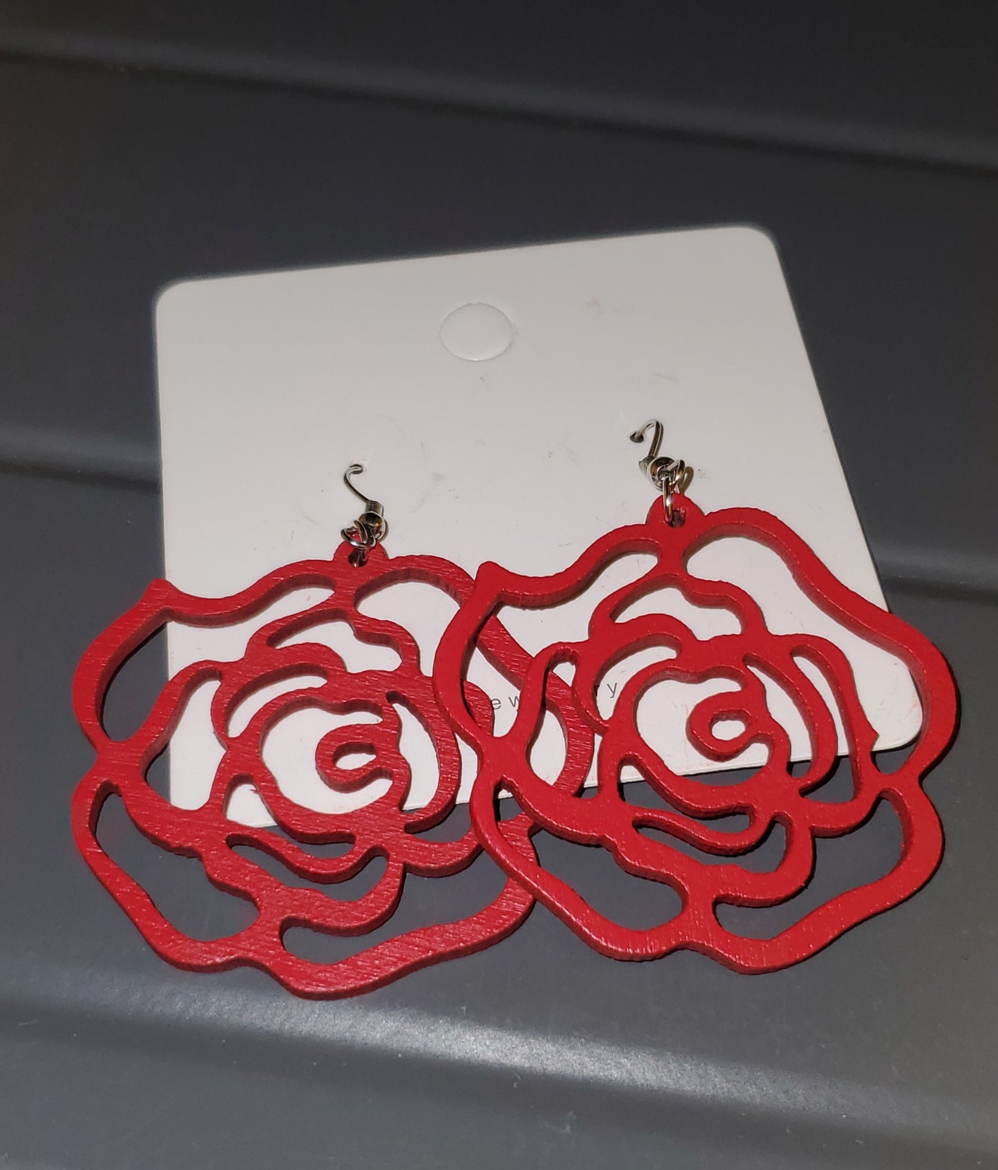 Red rose earrings 6372