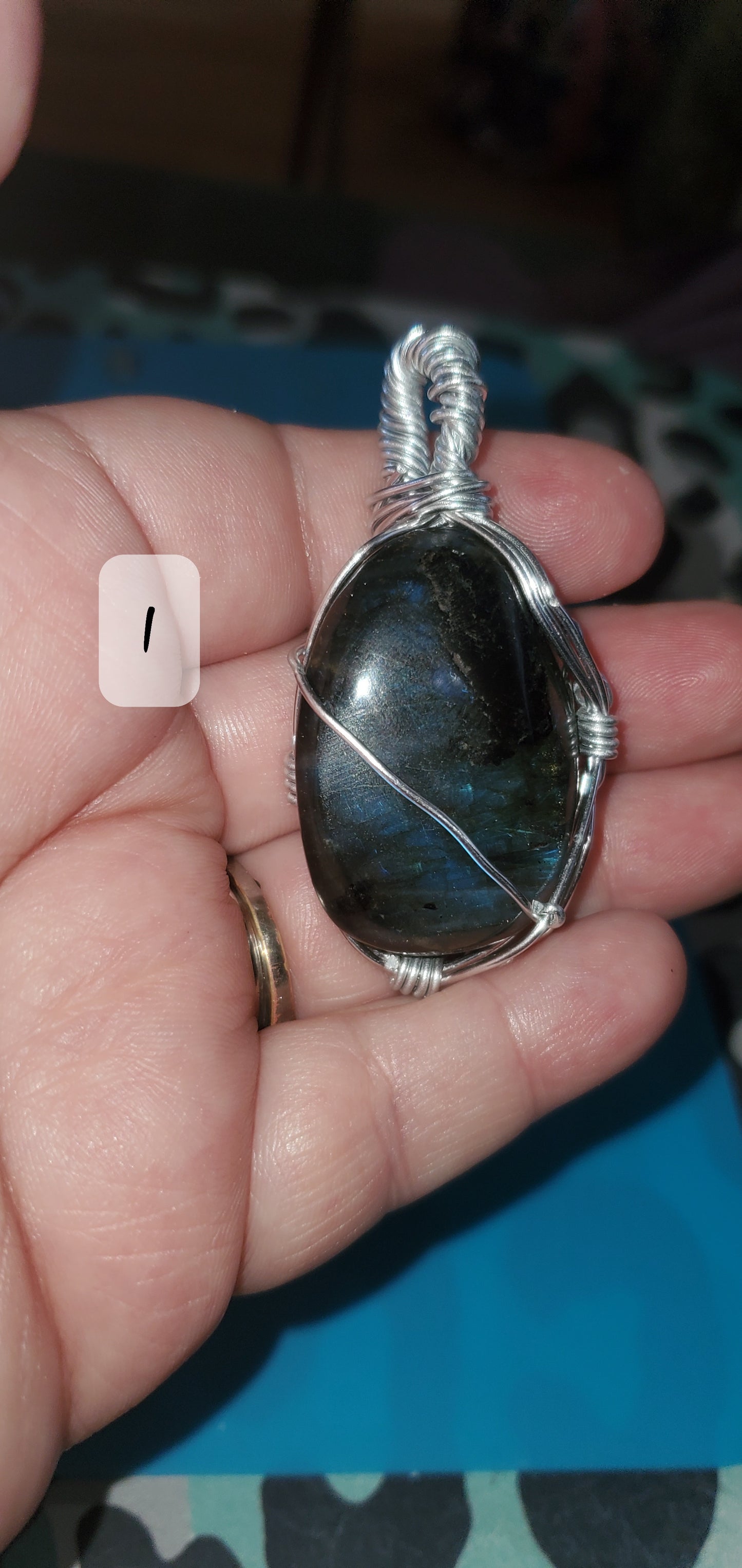 labradorite short stone necklace