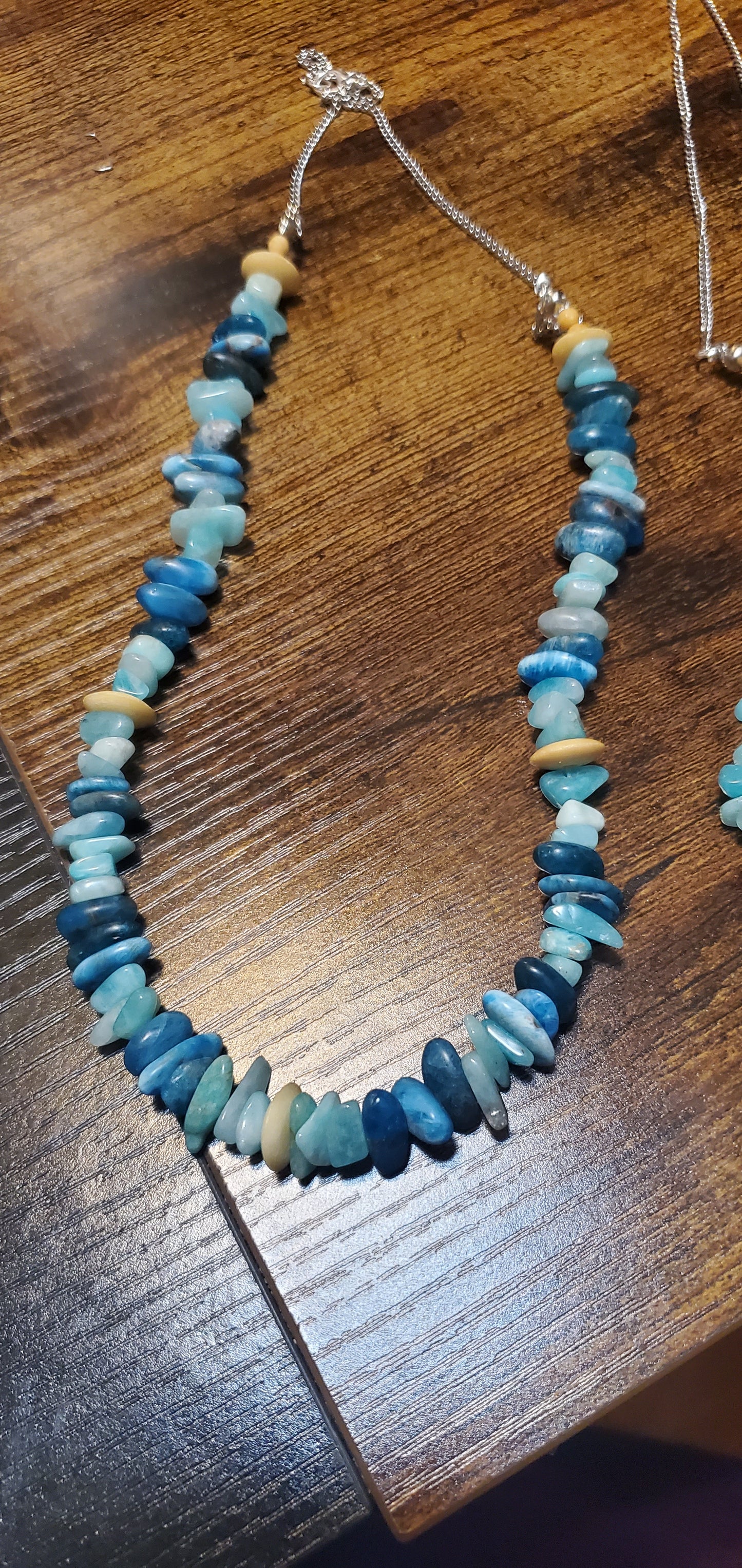 ocean blue stone short necklace