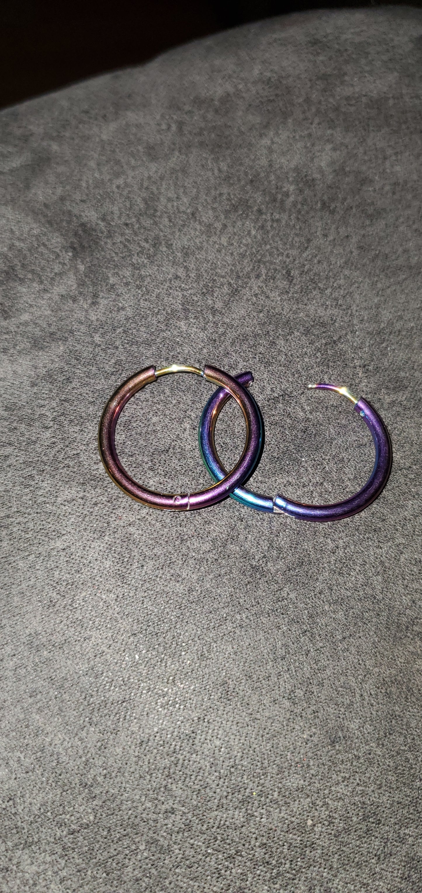 Oil latch hoops 7661
