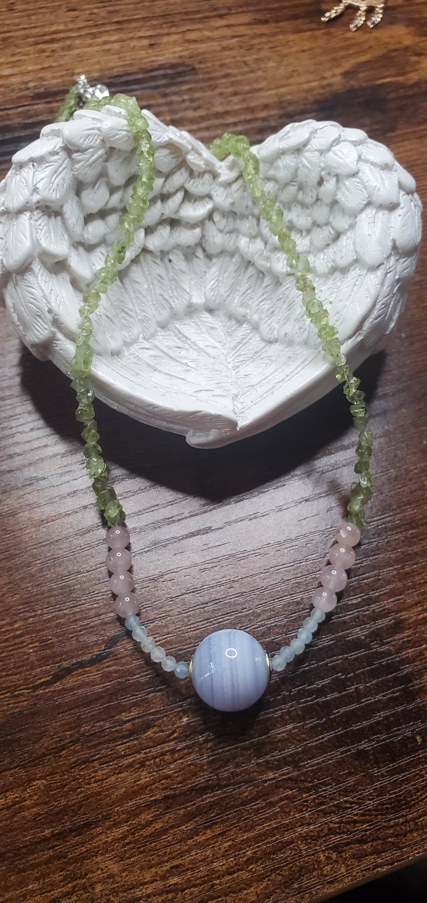 Blue lace agate short stone necklace