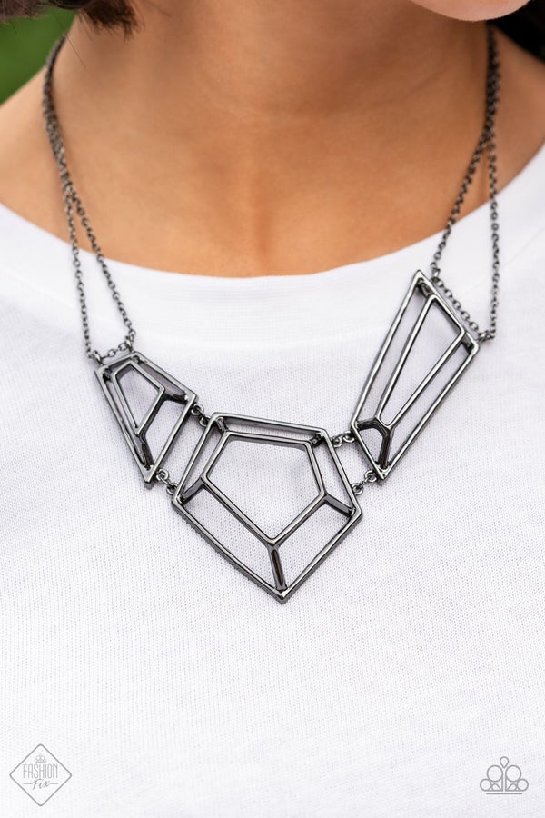 3-D Drama - Black short necklace