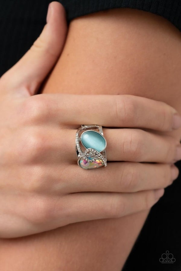 SELFIE-indulgence Blue iridescent ring 253XX papa