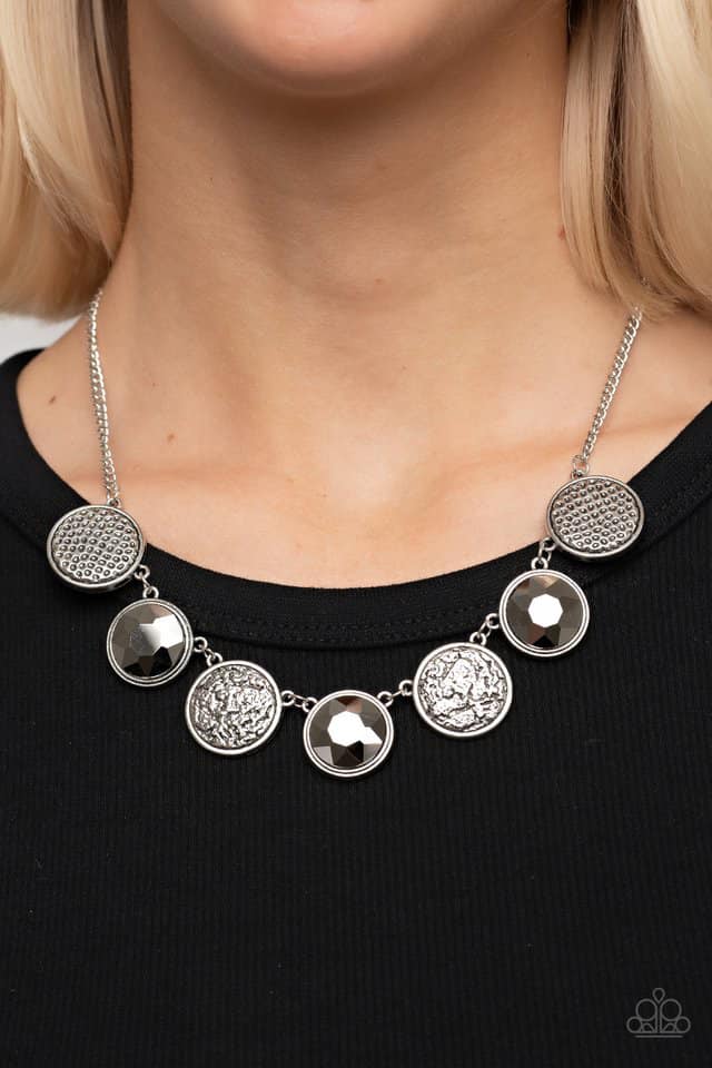 Urban Elite - Silver short necklace