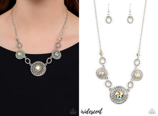 Cosmic Cosmos yellow short necklace iridescent