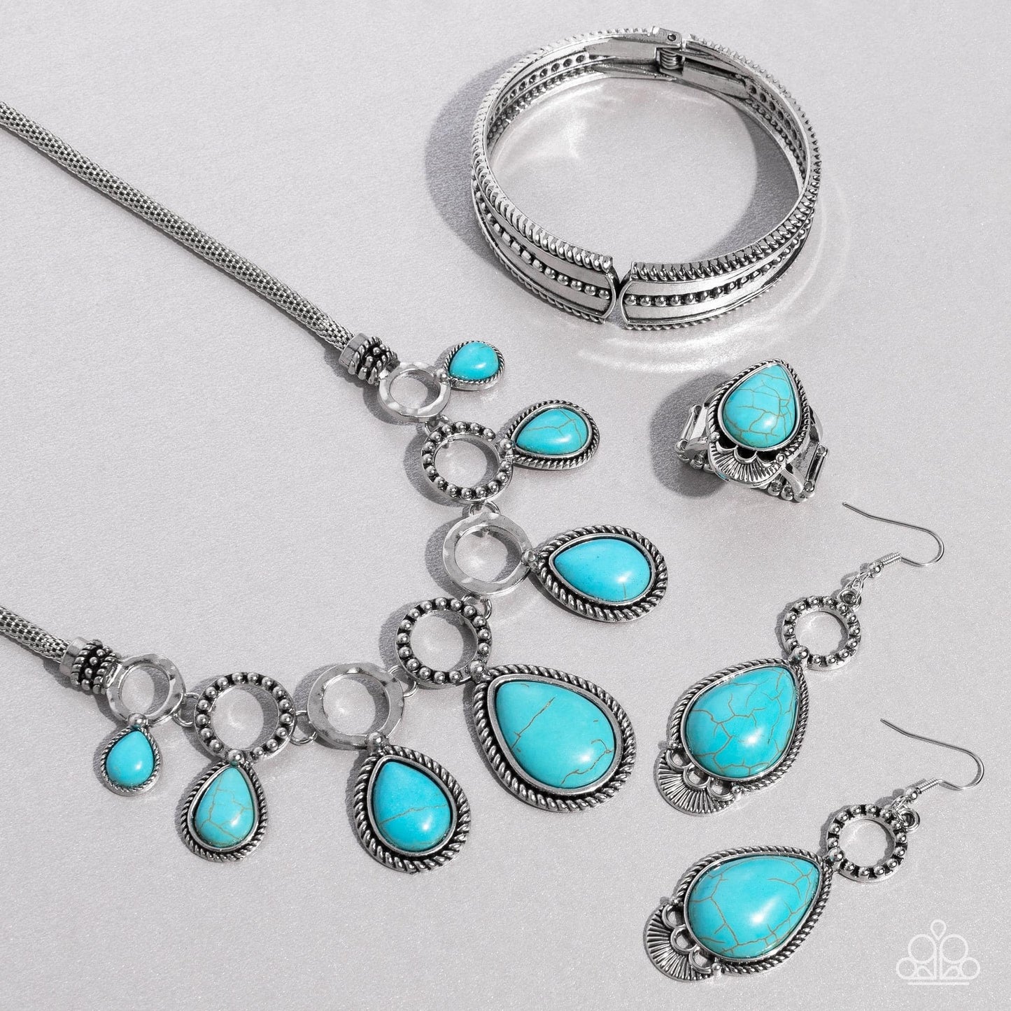 Simply Santa Fe set only earrings and rings 10 2022 papa