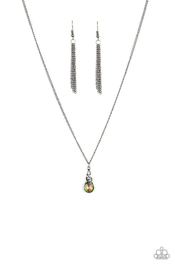 Timeless Trinket oil short Necklace.