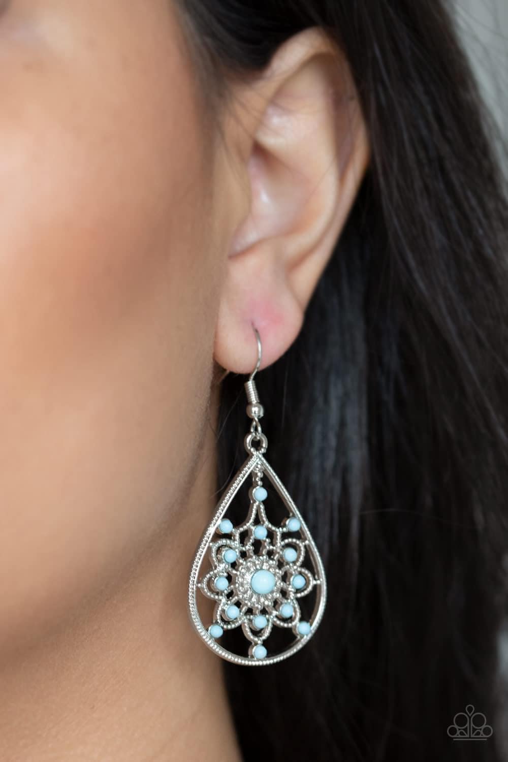 A flair for fabulous blue earrings