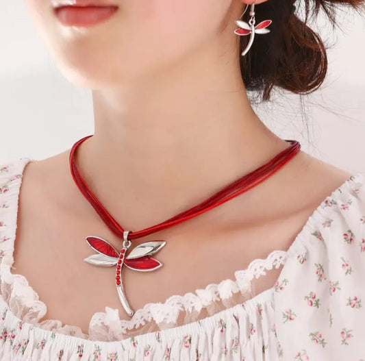 Red dragonfly set 9423