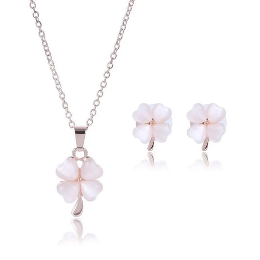 White clover set