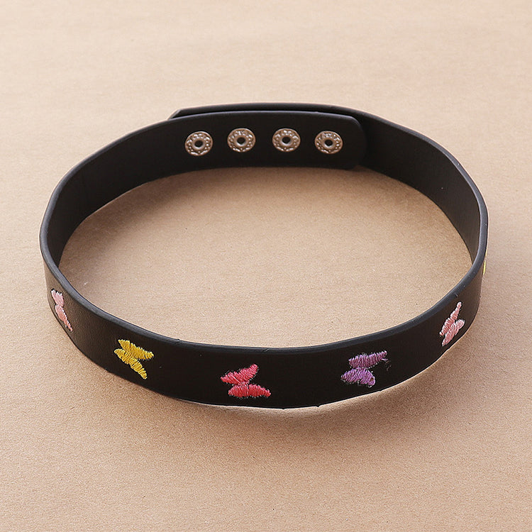 Leather choker butterfly or daisy 4645