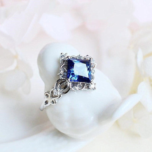 simply stunning blue ring sz 9