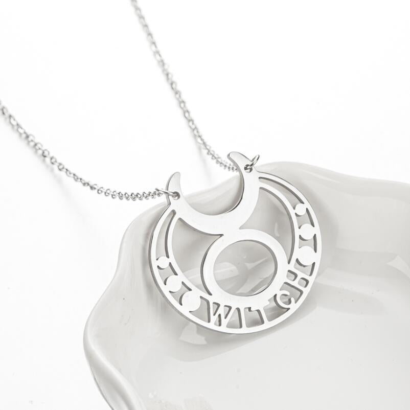 Wiccian silver short necklaces 7852