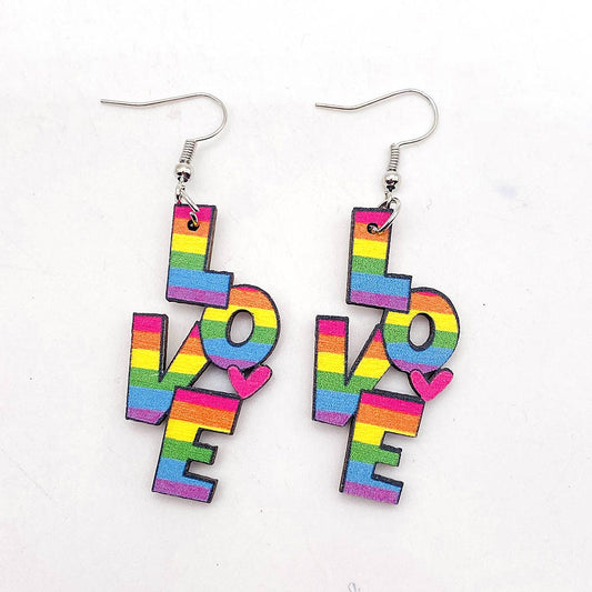 Love in the usa earrings wood 7815