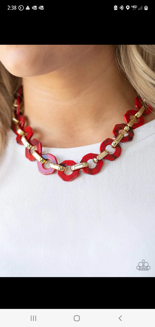 Rounds of red short necklace