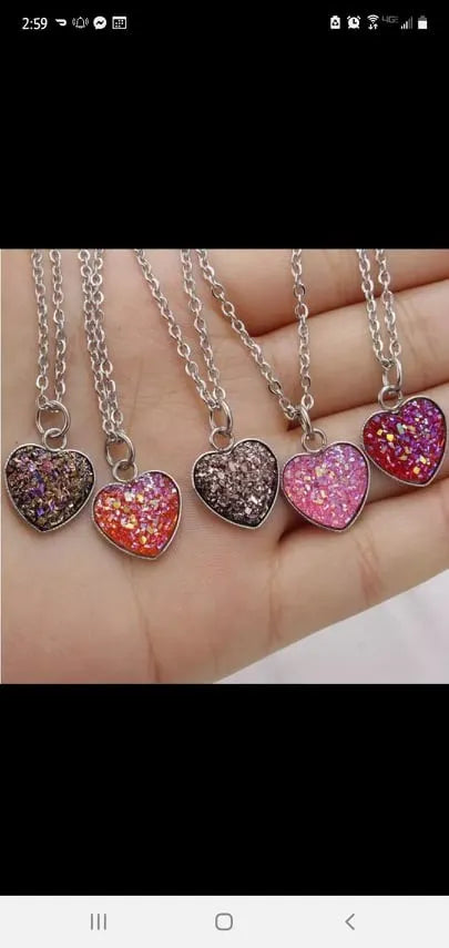 hearts short multiple necklace