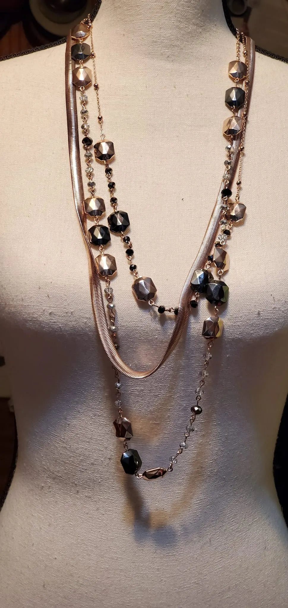 Mixed layered necklace