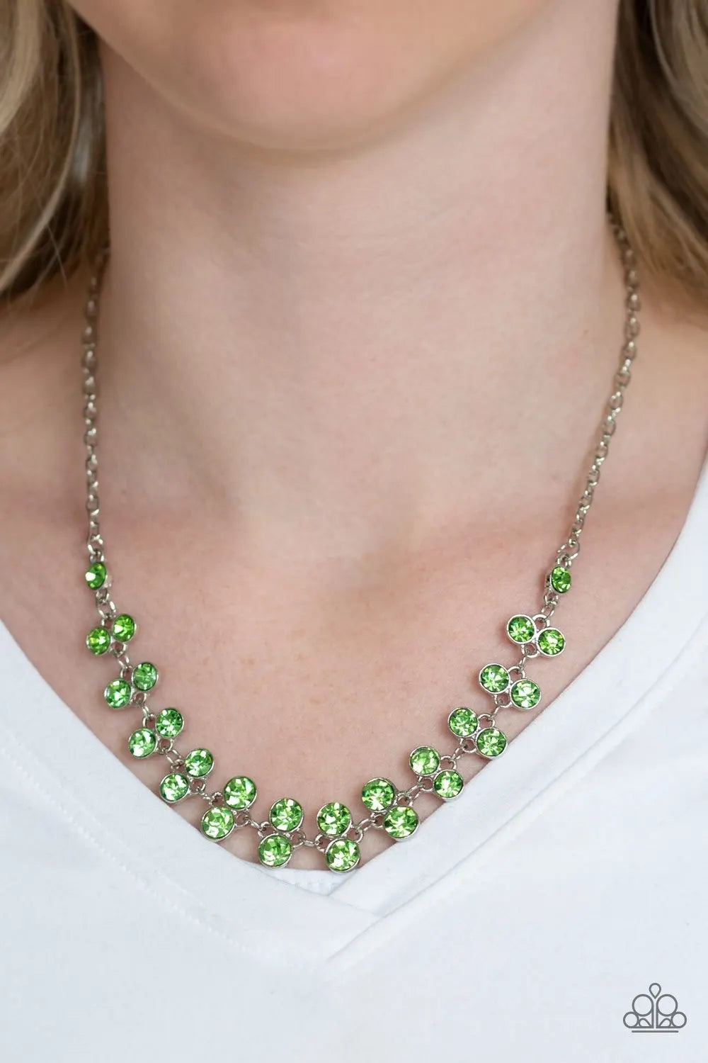 Super Starstruck Green short necklace