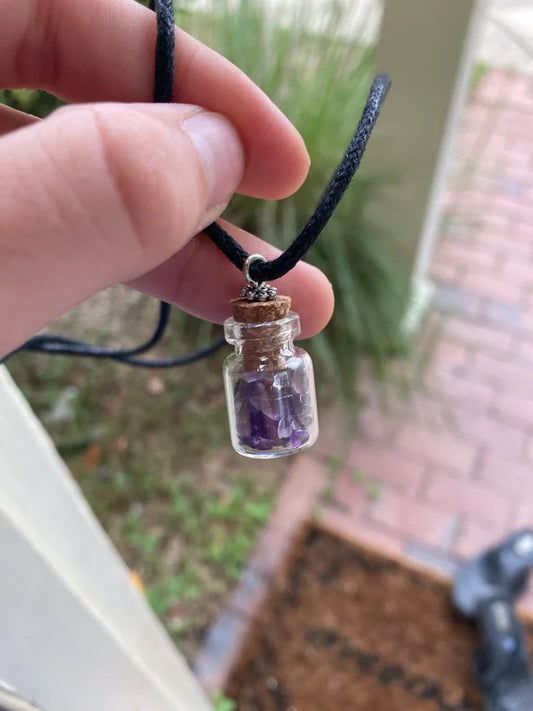 Wish bottle short necklace crystal