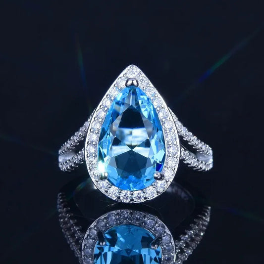 Pearshaped blue Ring  band 2069