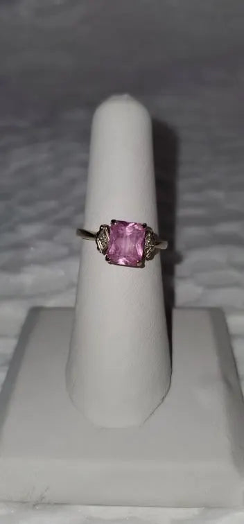 Pretty pink 10k band pink rings sz 8