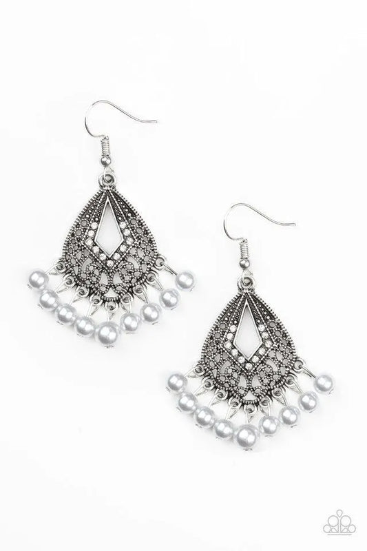 Gracefully Gatsby silver earrings papa