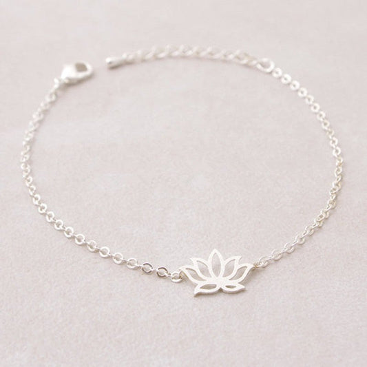 Lotus Retreat - Silver anklet