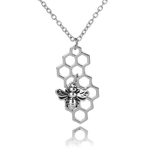 bee that honey silver short necklace