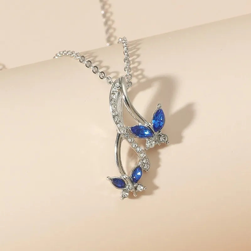 Belove butterfly blue short necklace