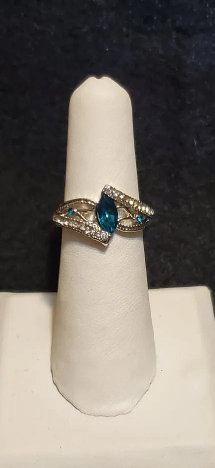 Blue Leaf blue ring sz 9 band