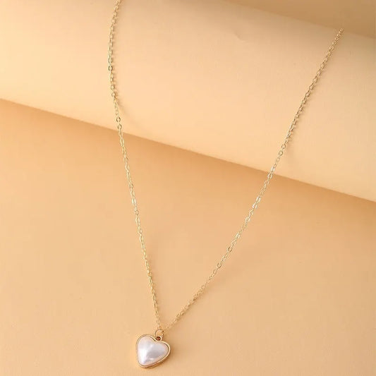 Golden Heart short necklace